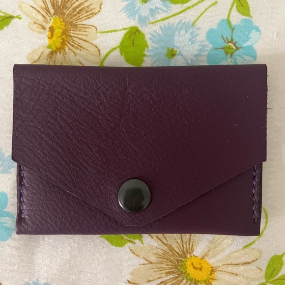 Handmade Genuine Leather Wallet - Picture 2 of 5